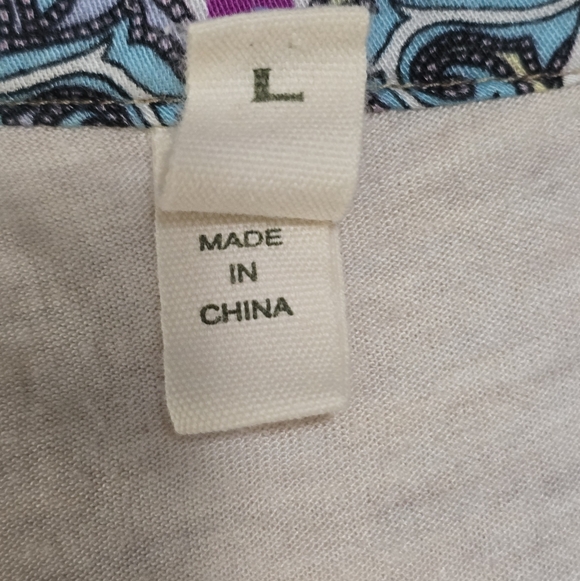 Tiny Anthropologie Printed Notched Floral V-Neck Short Sleeve Women's Top Size L - Picture 4 of 11